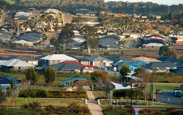 https://ngaa.org.au/more-than-15-000-australians-in-outer-suburbs-struggling-during-pandemic-report-finds